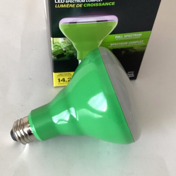 NIB Feit Electric Led Grow Light For Plants Full Spectrum 9 Watts Gardening - Picture 4 of 5